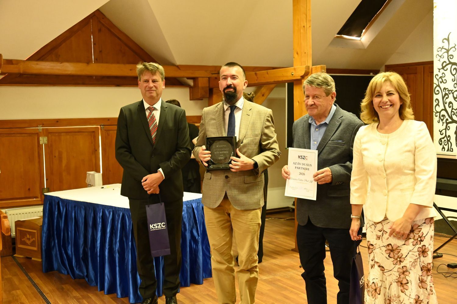 Ev_Tanara_Diakja_17_7009f3029b.JPG