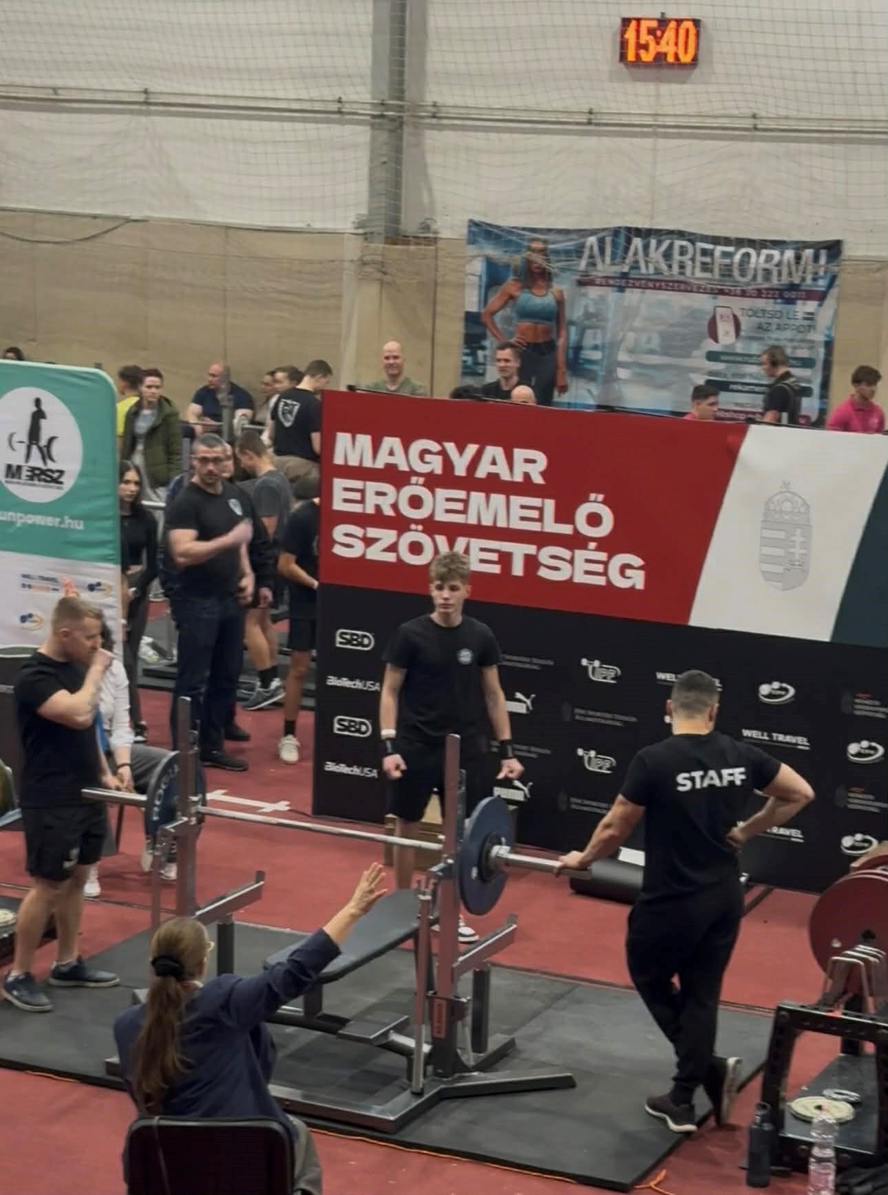 Fekvenyomó Diákolimpia_1.jpg